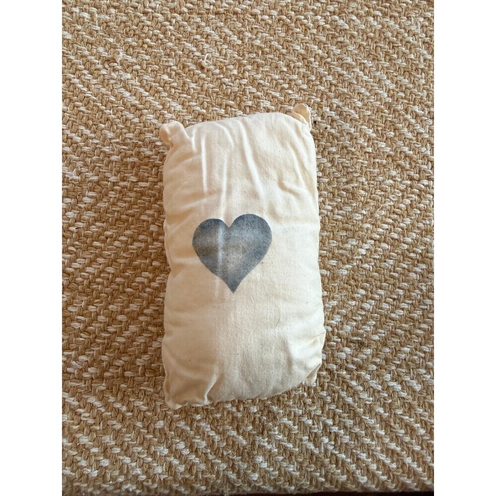 5.5 x 3” heart pillow decoration
